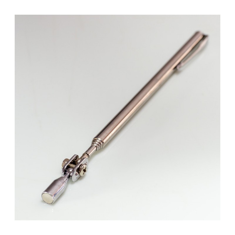 Magnet telescopic cu articulaţie