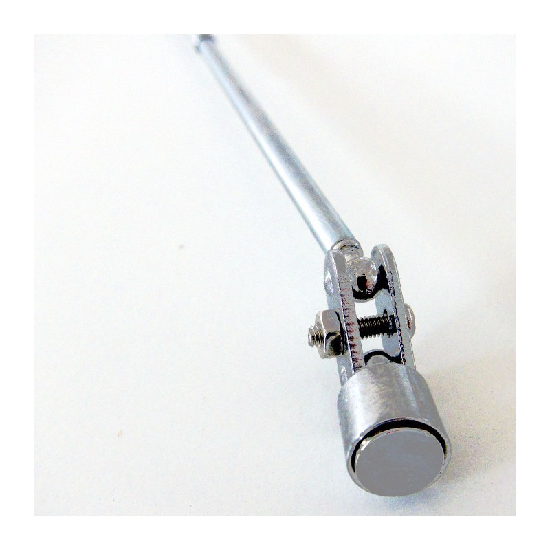 Magnet telescopic cu articulaţie