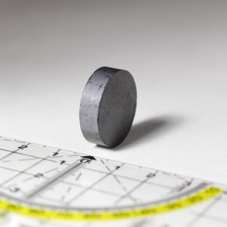 Magnet ferită cilindru diam.22x6