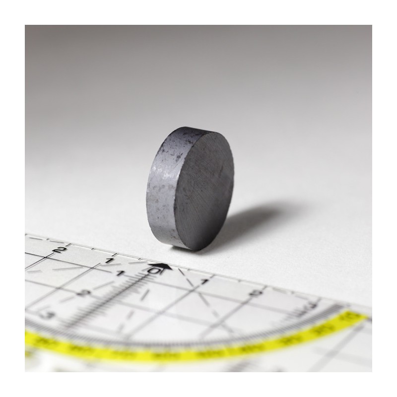 Magnet ferită cilindru diam.22x6