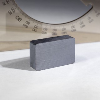Magnet ferită bloc 40x25x10
