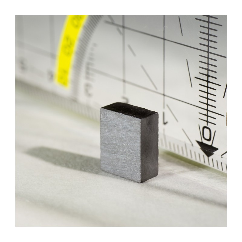 Magnet ferită bloc 11x8,7x4,6
