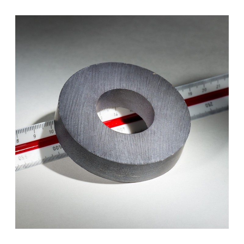 Magnet ferită inel diam.72x diam.32x15