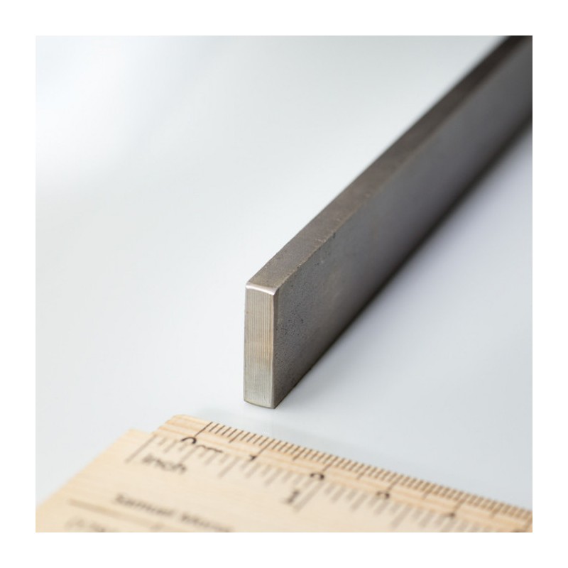 Oţel inoxidabil plat (platbandă) 20 x 5 mm lungimea laminată 1 m - 1.4301