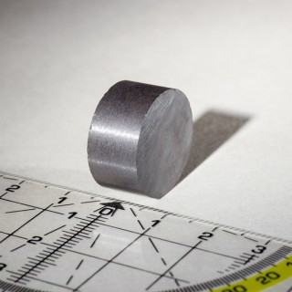 Magnet ferită cilindru diam. 20x10