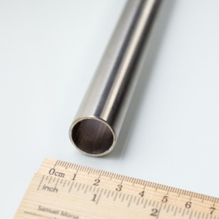 Ţeavă oţel inoxidabil diam. 22 x 1,5 mm sudată, lungimea de 1 m - 1.4301