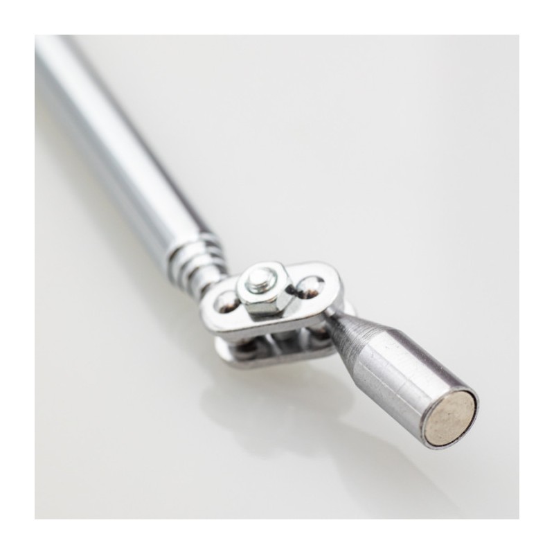 Magnet telescopic cu articulaţie