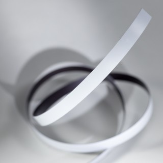 Bandă magnetică 10x0,6 mm alb