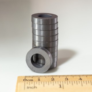 Set magneți de ferită ambalați diam.20,7xpr.12x4,5 mm