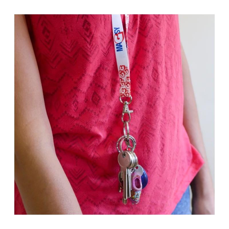 Șnur textil personalizat pentru gât cu carabină