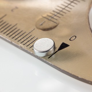 Magnet neodim cilindru cu diam.5x1,6 Z 80 °C, VMM4-N30