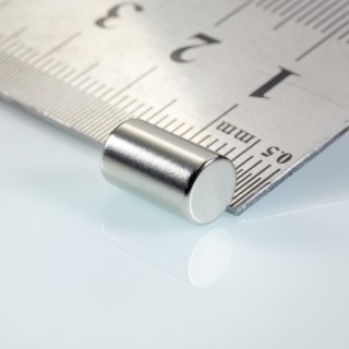 Magnet neodim cilindru, DIAMETRAL, cu diam.6x10 N 80 °C, VMM6-N40