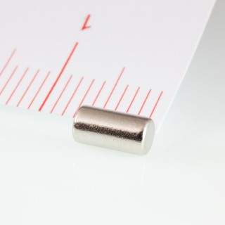 Magnet neodim cilindru cu diam.3,1x6 N 80 °C, VMM4-N30
