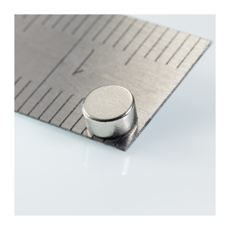 Magnet neodim cilindru, DIAMETRAL, cu diam.4x2 N 80 °C, VMM2