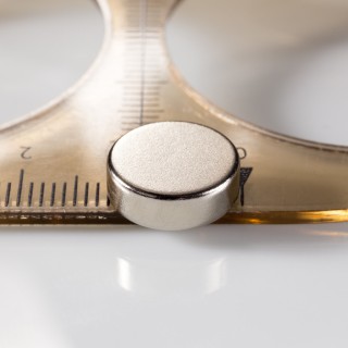Magnet neodim cilindru cu diam.12x4 N 80 °C, VMM7-N42