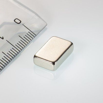 Magnet neodim paralelipipedic 10 × 5 × 2 mm, 150 °C